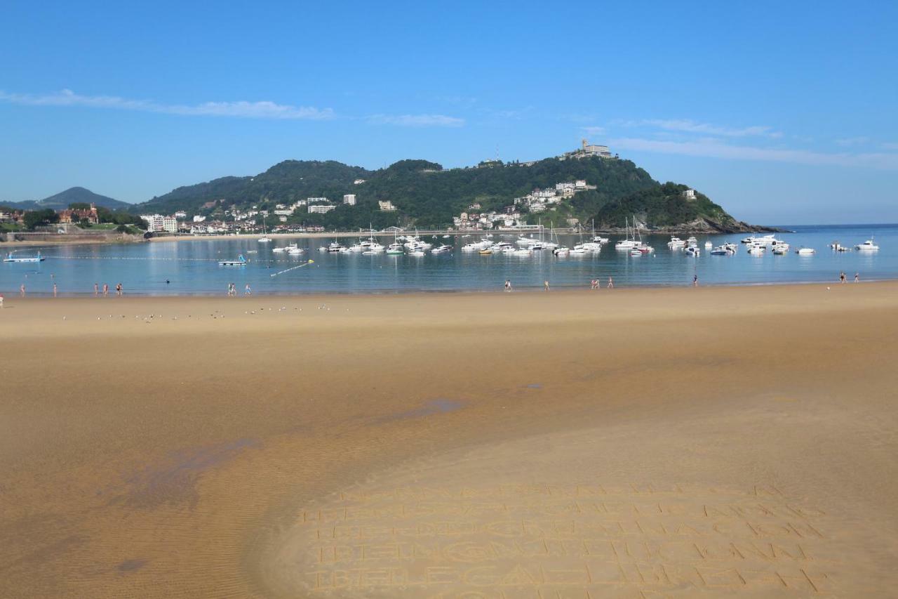 Modern & Spacious Apartment Near La Concha Bay San Sebastián Exteriör bild